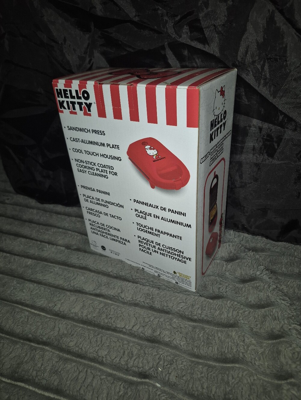 Hello Kitty Red Grilled Cheese & Sandwich Maker - Picture 2 of 2